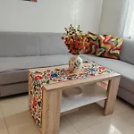 Frida 아파트